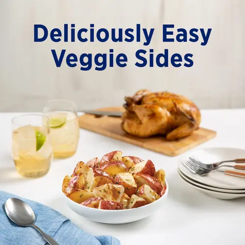 Birds Eye Steamfresh Roasted Red Potatoes With Garlic Butter Sauce, Frozen Vegetable, 10.8 oz Bag (Frozen) thumbnail 4