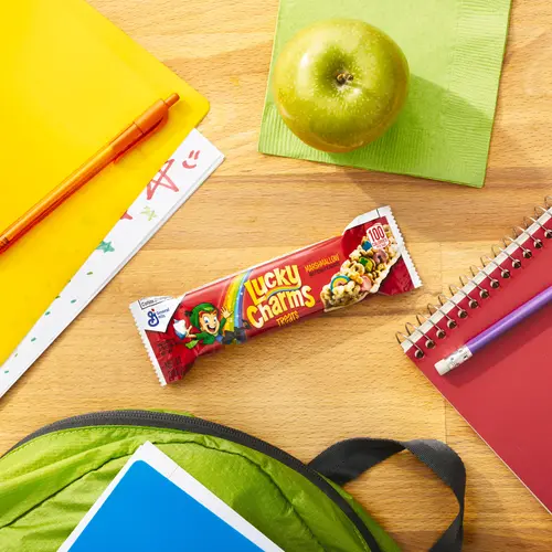 Lucky Charms Breakfast Cereal Treat Bars, Snack Bars, Value Pack, 16 Ct thumbnail 4