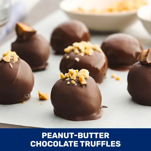 Pillsbury Ready To Bake Refrigerated Cookie Dough, Reese's Peanut Butter, 24 Cookies thumbnail 4