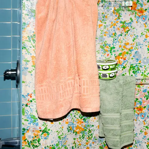 Oatly Dairy-Free, Gluten-Free Chive & Onion Cream Cheese, 8 oz Tub thumbnail 4