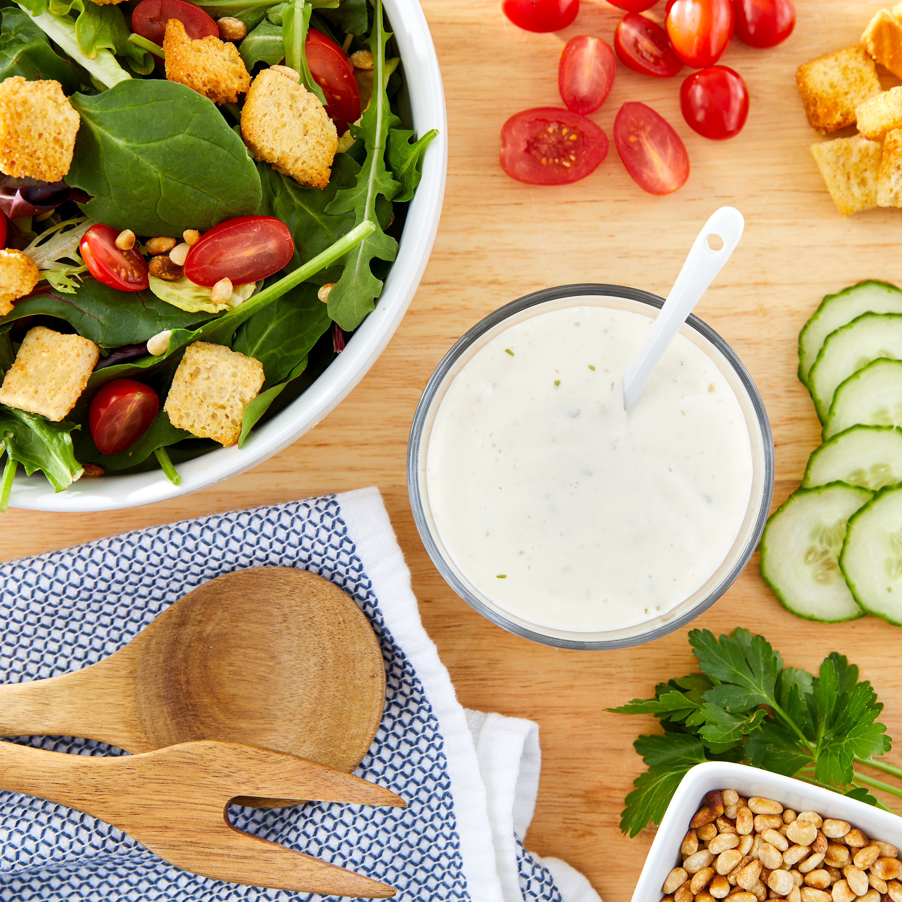 Great Value Classic Ranch Dressing & Dip, 8 oz thumbnail 2