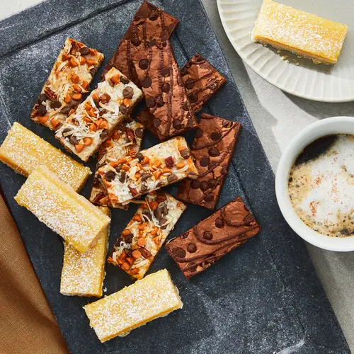 Marketside Brownie, Lemon, Seven Layer Bar Platter, 26 oz, 15 Count, Shelf-Stable, Baked thumbnail 2