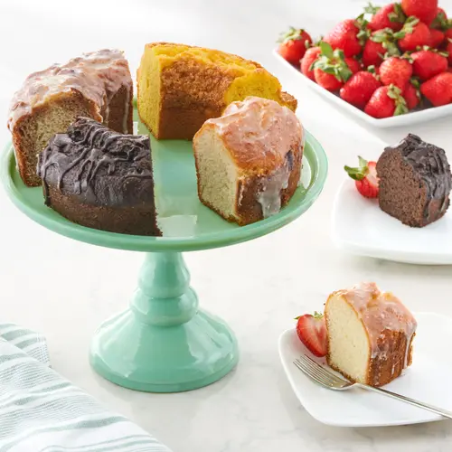 Marketside Variety Creme Cake (Vanilla, Meyer Lemon, Sock It to Me and Chocolate Fudge), 27 oz thumbnail 3