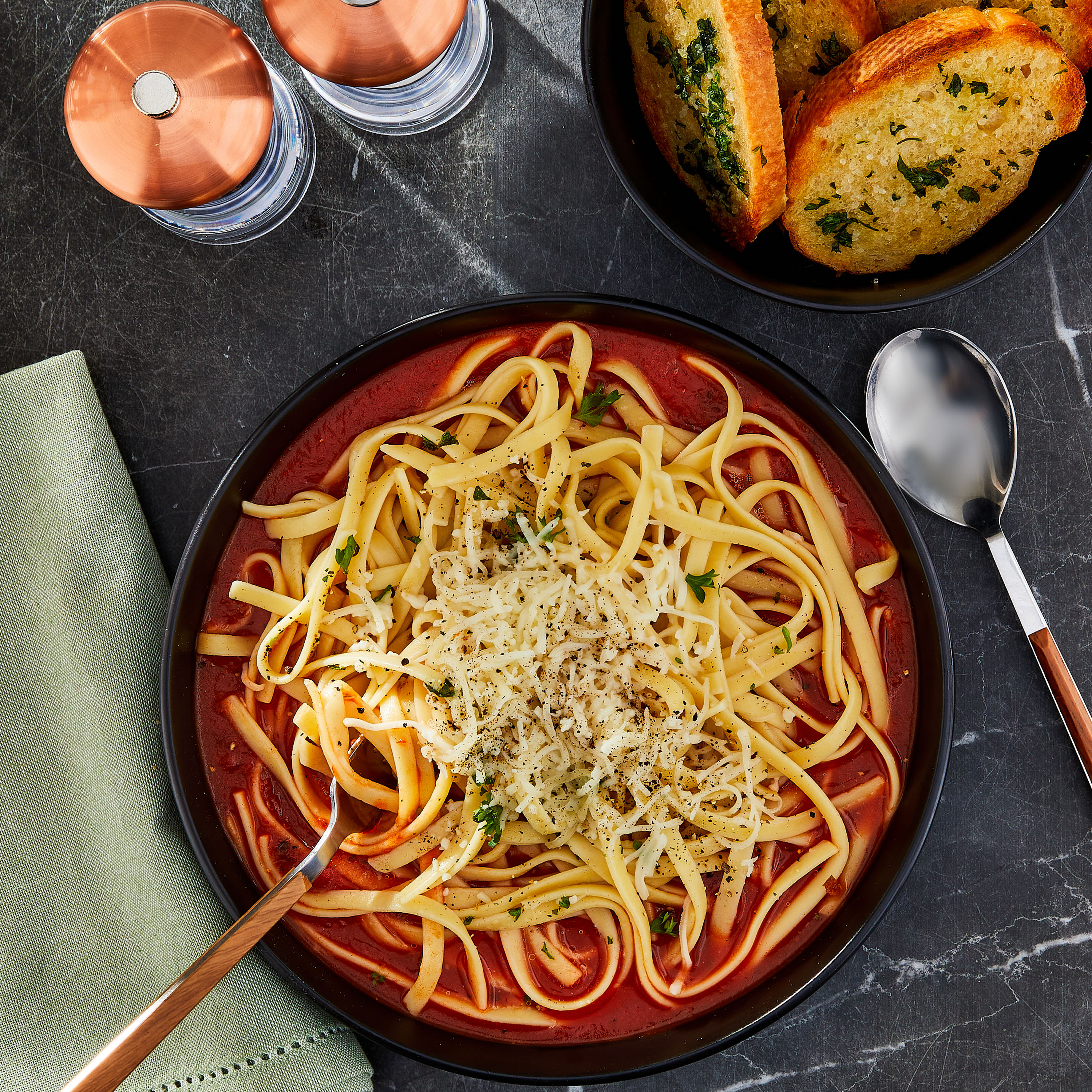 Great Value 3 Cheese Pasta Sauce, 24 oz thumbnail 2