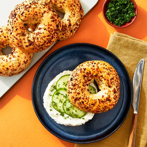 bettergoods Everything Bagels, 15 oz, 5 Count thumbnail 2