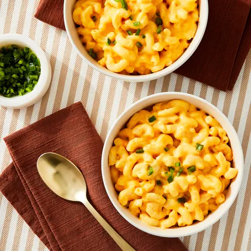 Marketside Ready to Heat Classic Macaroni & Cheese, Family Size Tray, 28 oz (Refrigerated) thumbnail 2