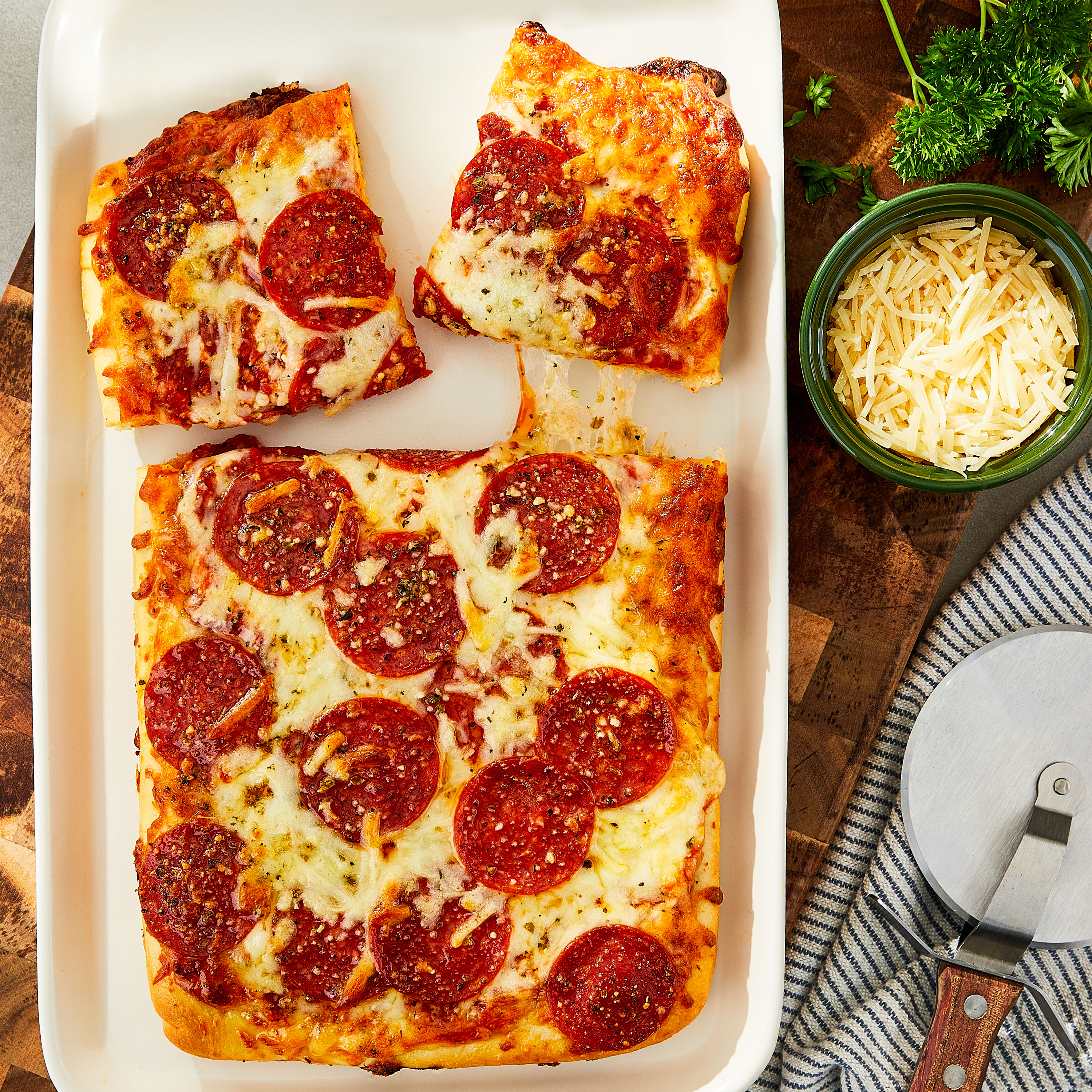 Great Value Detroit-Style Pepperoni Pizza, 25.1 oz (Frozen) thumbnail 2