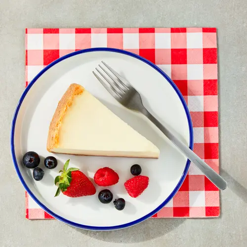 Marketside New York Style Cheesecake, 8 oz (Refrigerated/Regular) thumbnail 2