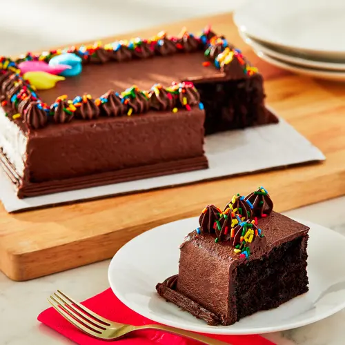 Freshness Guaranteed Chocolate Celebration Cake, Chocolate Icing, 26.8 oz thumbnail 2