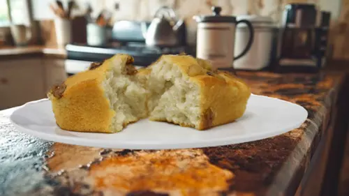 Freshness Guaranteed Mini Banana Nut CrÃ¨me Cake Loaf, 2.5 oz thumbnail 4