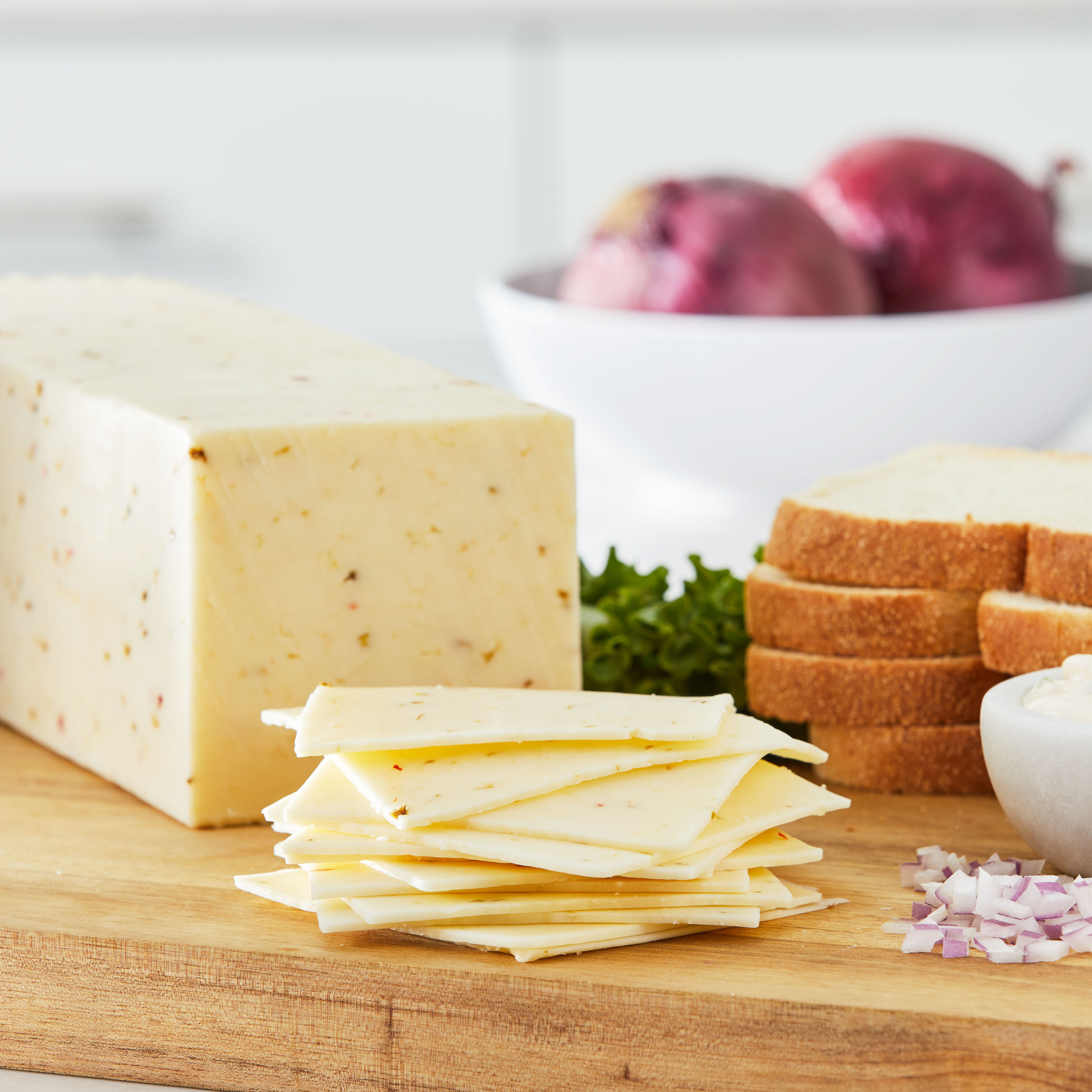 Prima Della Pepper Jack Cheese, Deli Sliced (Refrigerated Bag) thumbnail 2