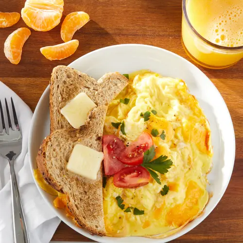 Prima Della Mild Cheddar Cheese, Deli Sliced (Refrigerated Bag) thumbnail 3