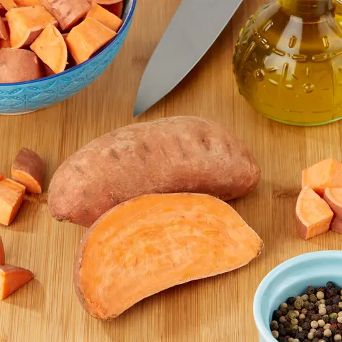 Sweet Potatoes Whole Fresh, 3 lb Bag thumbnail 2
