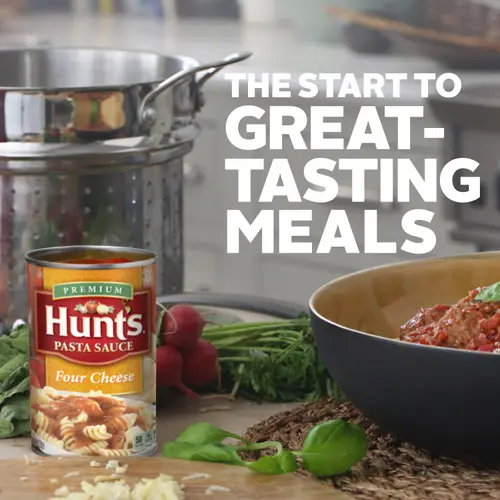 Hunt's Four Cheese Pasta Sauce, 24 oz Can thumbnail 2