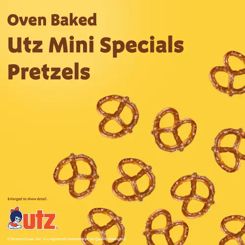 Keebler Sweet & Salty Variety Pack, 30-Count Box,  Includes Keebler Chips Deluxe, Fudge Stripes, Utz mini Pretzels and Chees thumbnail 4