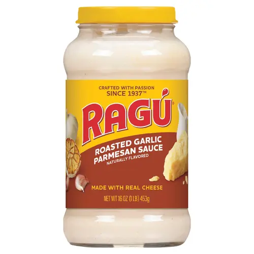 Ragu Roasted Garlic Alfredo Pasta Sauce, Made with Real Cheese, 16 oz thumbnail 2