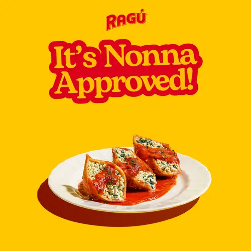 Ragu Chunky Tomato Pasta Sauce, with Garlic and Onion, 45 oz thumbnail 3
