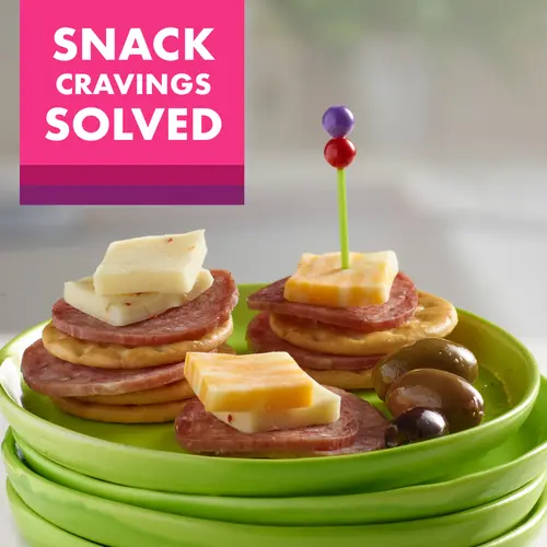 HORMEL GATHERINGS, Salami and Olives with Cheese and Crackers, Deli Supreme Party Plastic Tray, 40 oz thumbnail 3