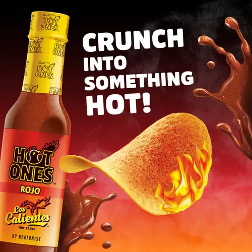 Pringles Rojo Potato Crisps Chips, Lunch Snacks, 5.5 oz Canister thumbnail 4