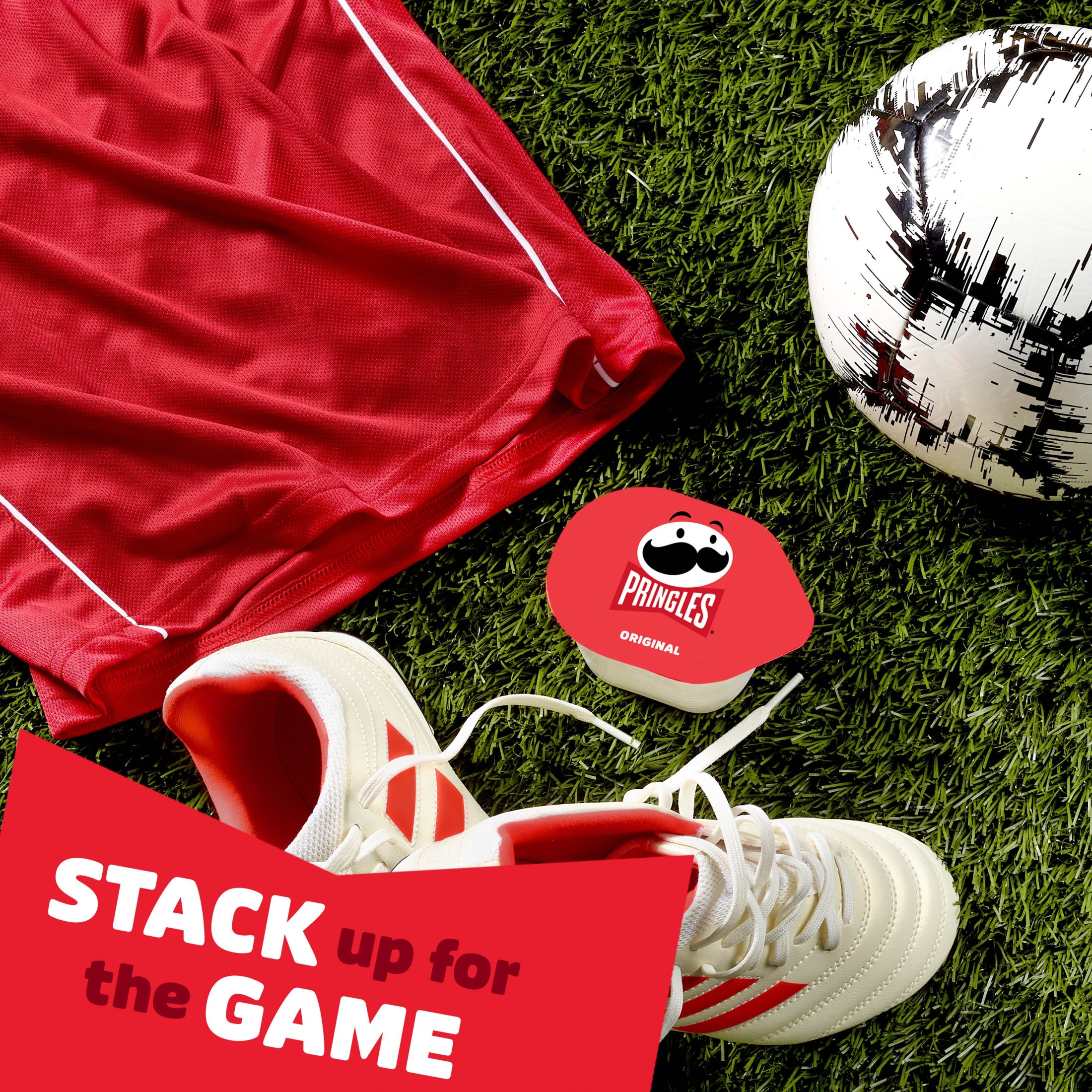 Pringles Original Potato Crisps Chips, Lunch Snacks, 12 Count thumbnail 3