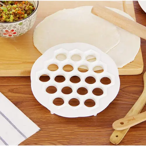White 2 PCS Home Cooking Tools Dumpling Press Delicious Dumplings Ravioli Pasta Accelerator thumbnail 2