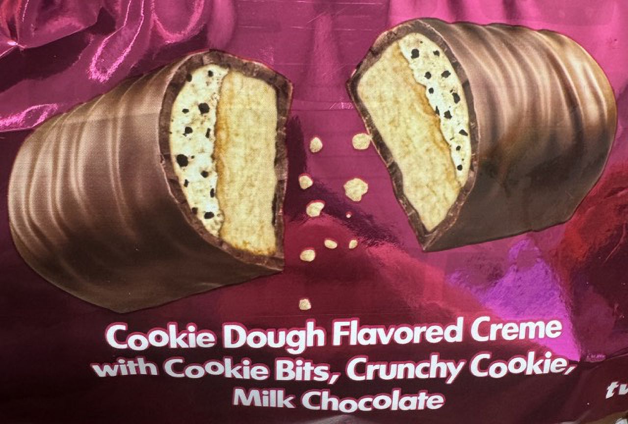 TWIX MINIS COOKIE DOUGH LAY DOWN BAG CHRISTMAS 9 OUNCES PER BAG thumbnail 3