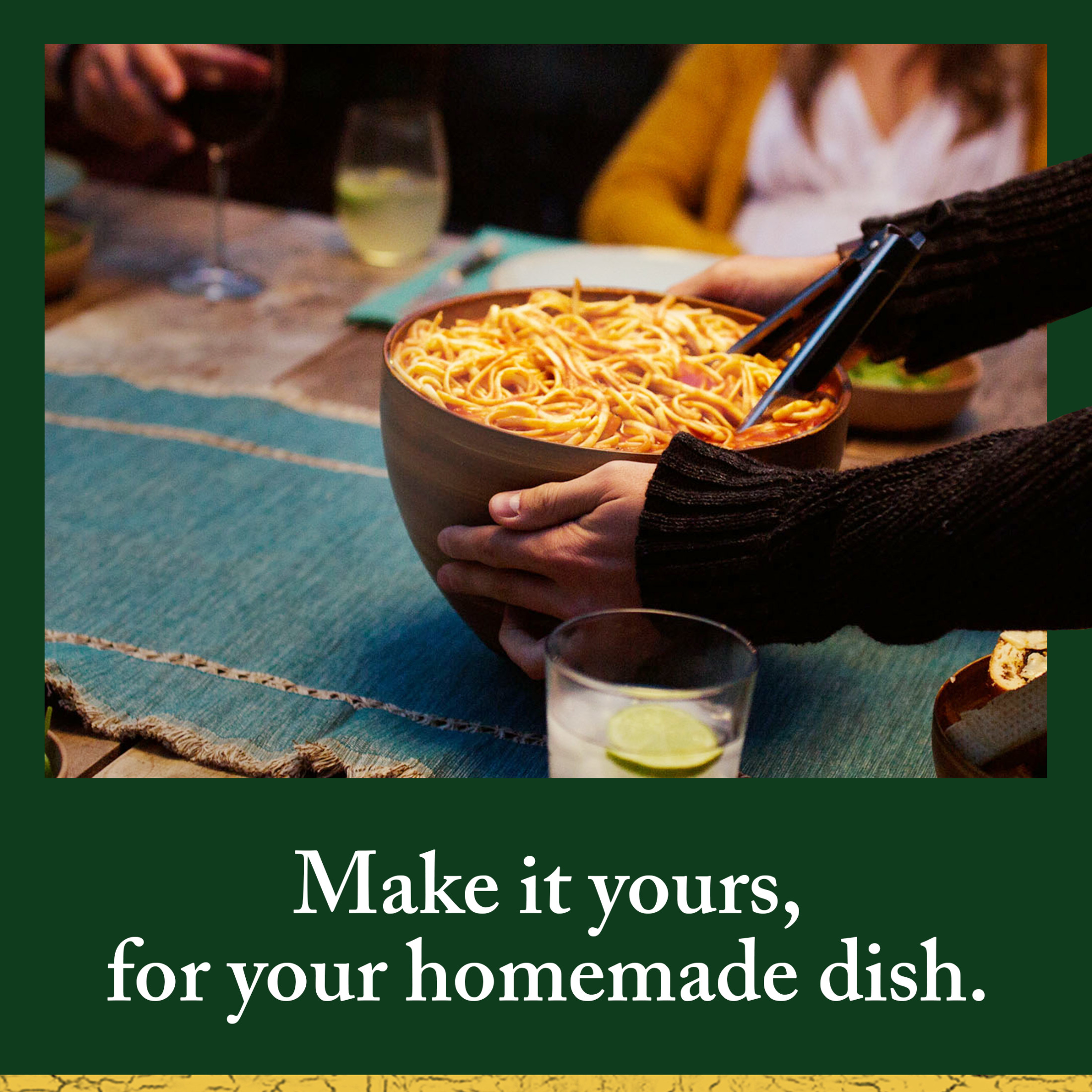 Classico Traditional Sweet Basil Spaghetti Pasta Sauce, 24 oz. Jar thumbnail 4