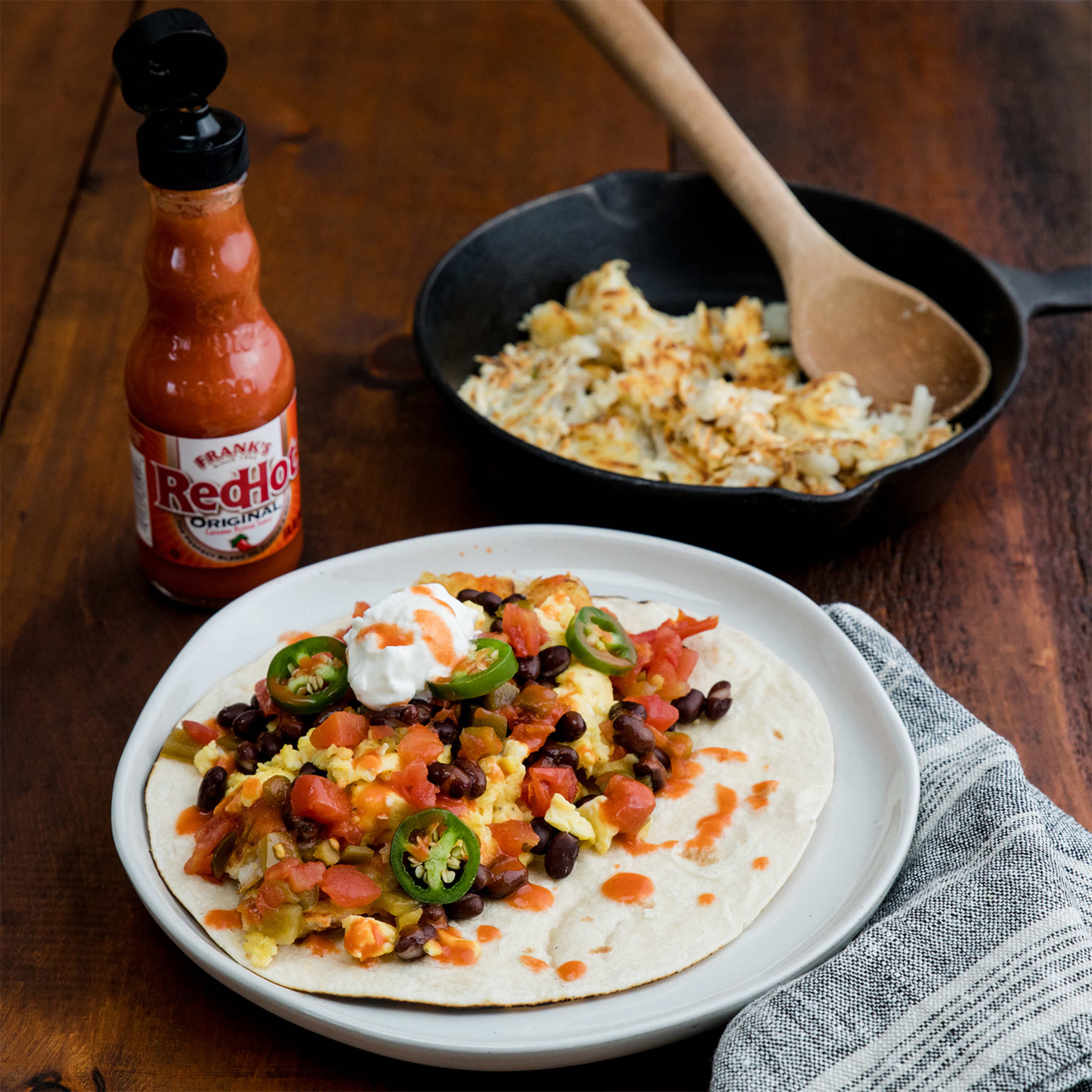 Frank's RedHot Kosher Original Cayenne Pepper Hot Wing Sauce, 5 fl oz Bottle thumbnail 2