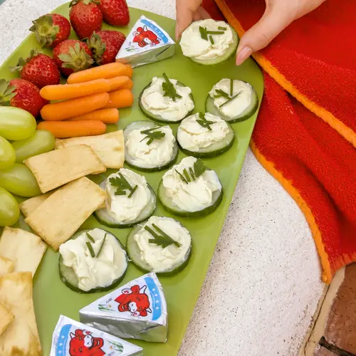 The Laughing Cow Light Spreadable Cheese Wedges, 5.4 oz, Box, Refrigerated thumbnail 3