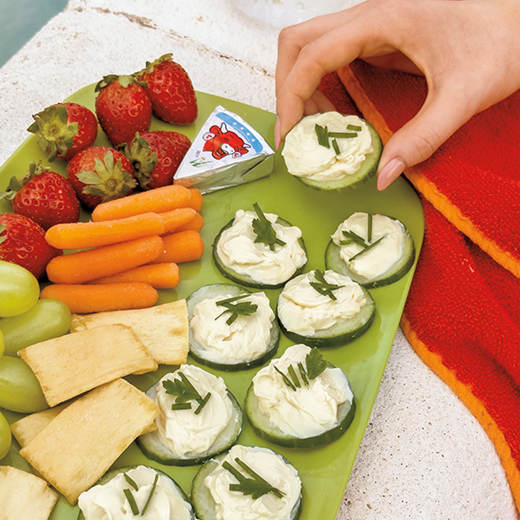 The Laughing Cow Light Spreadable Cheese Wedges, 5.4 oz, Box, Refrigerated thumbnail 4