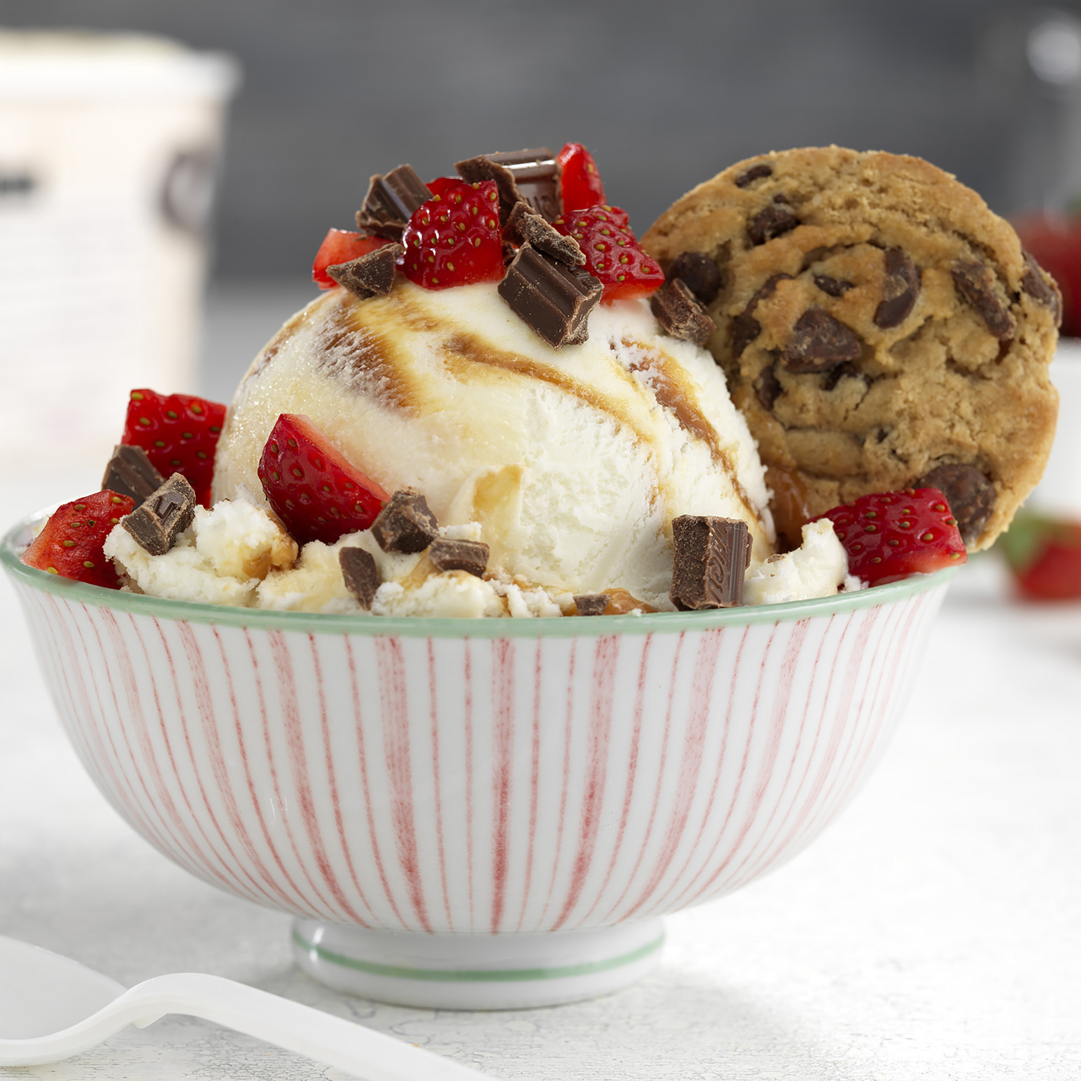 CHIPS AHOY! Hershey's Milk Chocolate Chip Cookies, Family Size, 14.48 oz thumbnail 4