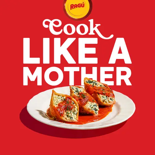 (6 pack) Ragu Chunky Garden Pasta Sauce with Tomatoes, Onions, Celery, Carrots, Zucchini, Green Bell Peppers, 24 oz thumbnail 4