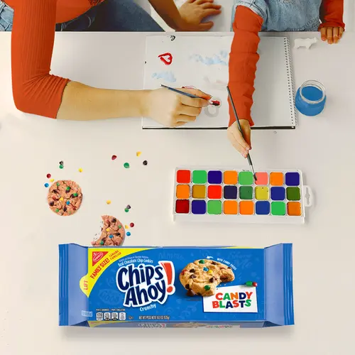 (3 pack) CHIPS AHOY! Candy Blasts Chocolate Chip Cookies, Family Size, 18.9 oz thumbnail 4