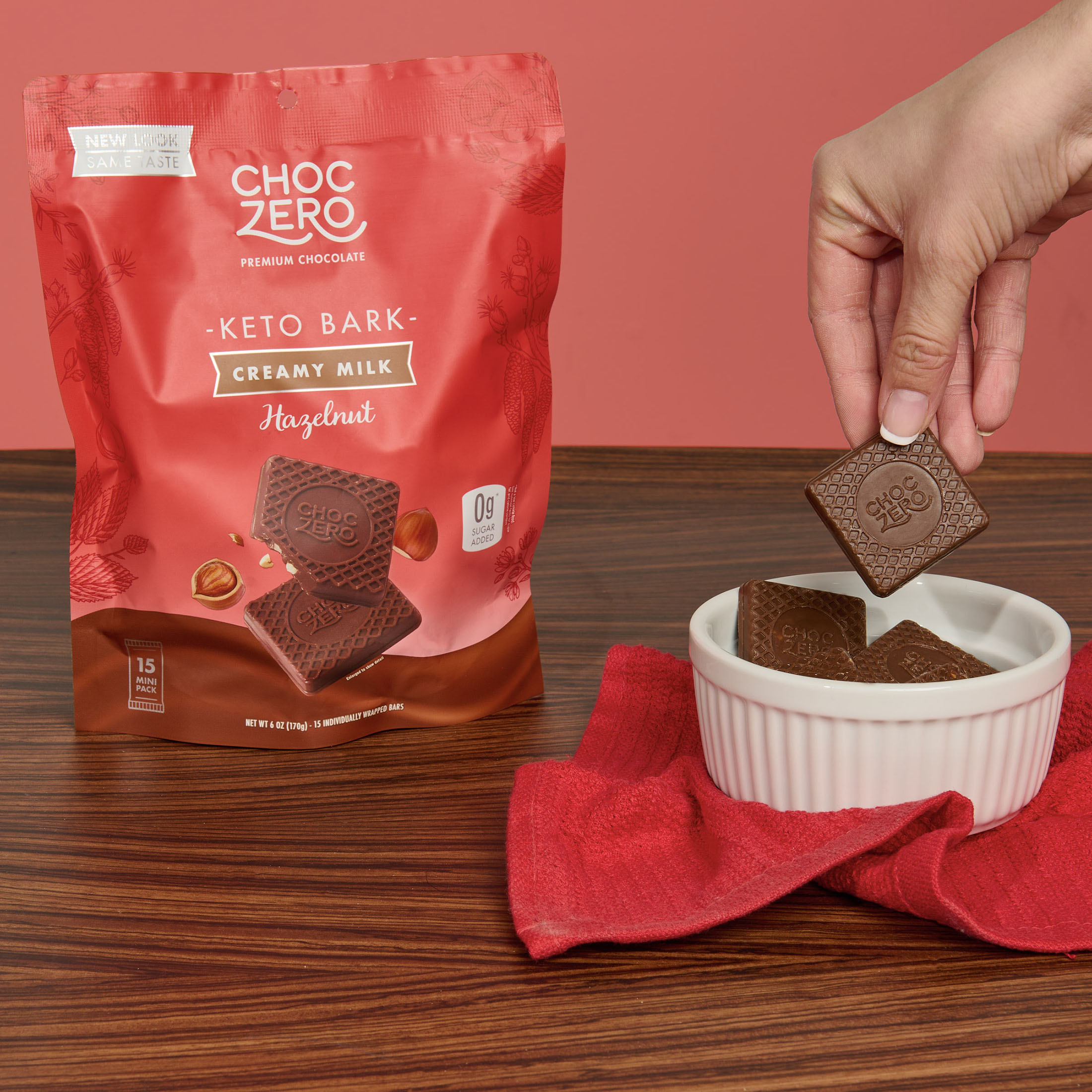 (2 pack) ChocZero No Sugar Added Milk Chocolate Hazelnut Keto Bark, 6 oz, 15 Pieces thumbnail 4