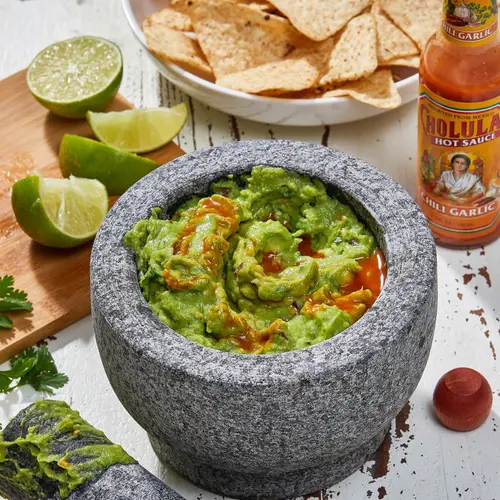 Cholula Non-GMO Kosher Chili Garlic Hot Sauce, 5 fl oz Bottle thumbnail 4