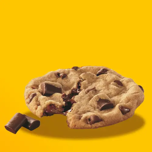 Nestle Toll House Chocolate Chip Lovers Cookie Dough, Makes 12 Cookies, 16 oz thumbnail 2