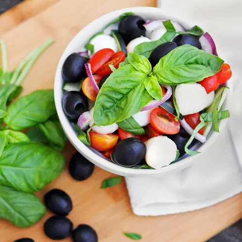 Lindsay Medium Pitted Black Ripe Olives 6 oz thumbnail 4