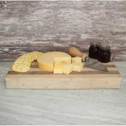 Red Apple Cheese Apple Smoked Natural Gouda, 8 oz Round thumbnail 2