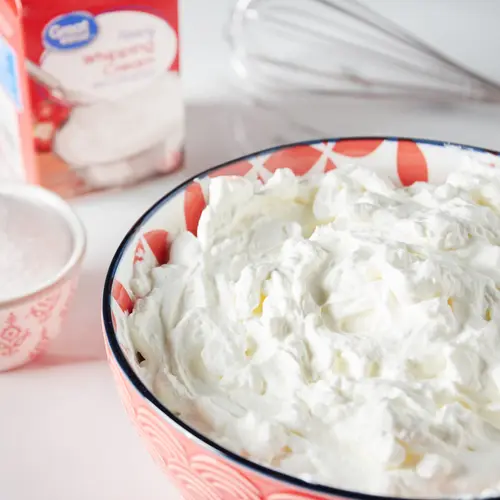 Great Value Heavy Whipping Cream, 16 oz Carton, Refrigerated thumbnail 2