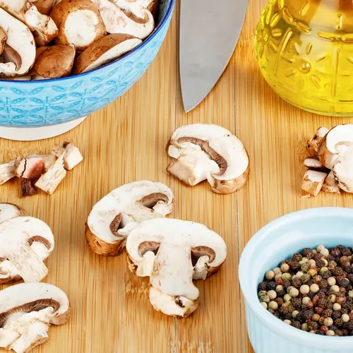 Fresh Sliced Baby Bella Mushrooms, 16 oz thumbnail 2