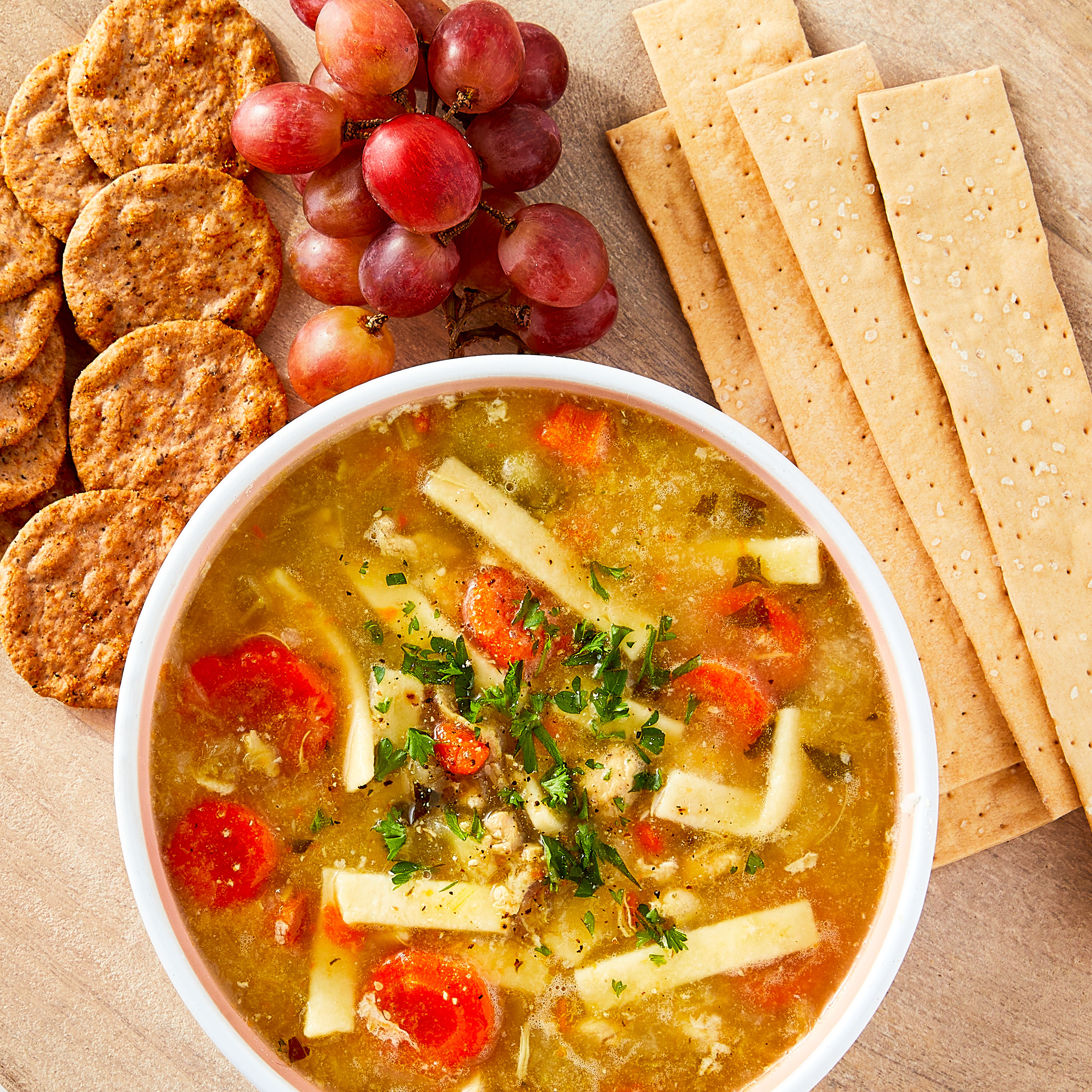 Marketside Chicken Noodle Soup, Fresh Deli Soup, 32 oz Cup thumbnail 2