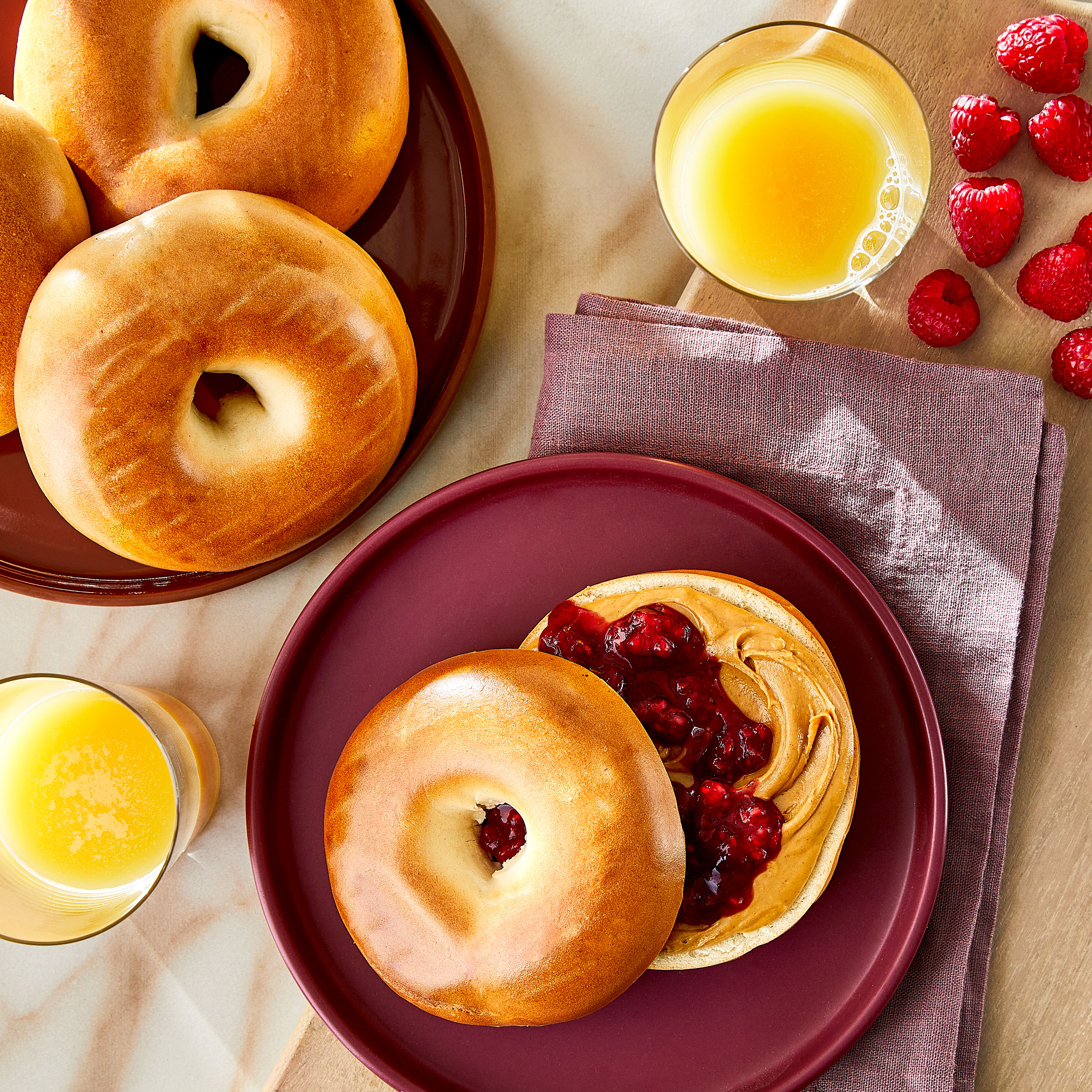 Marketside Fresh Soft Plain Bagels, Wheat and Barley Flour, 22.8 oz, 6 Count (Shelf Stable) thumbnail 2