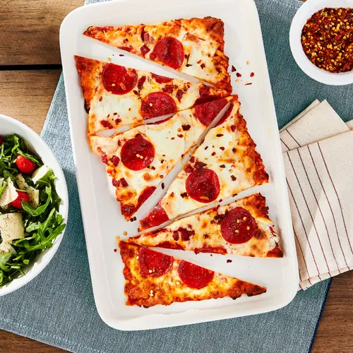 Marketside Pepperoni and Mozzarella Flatbread Pizza, Marinara Sauce, 11.9 oz (Refrigerated) thumbnail 2