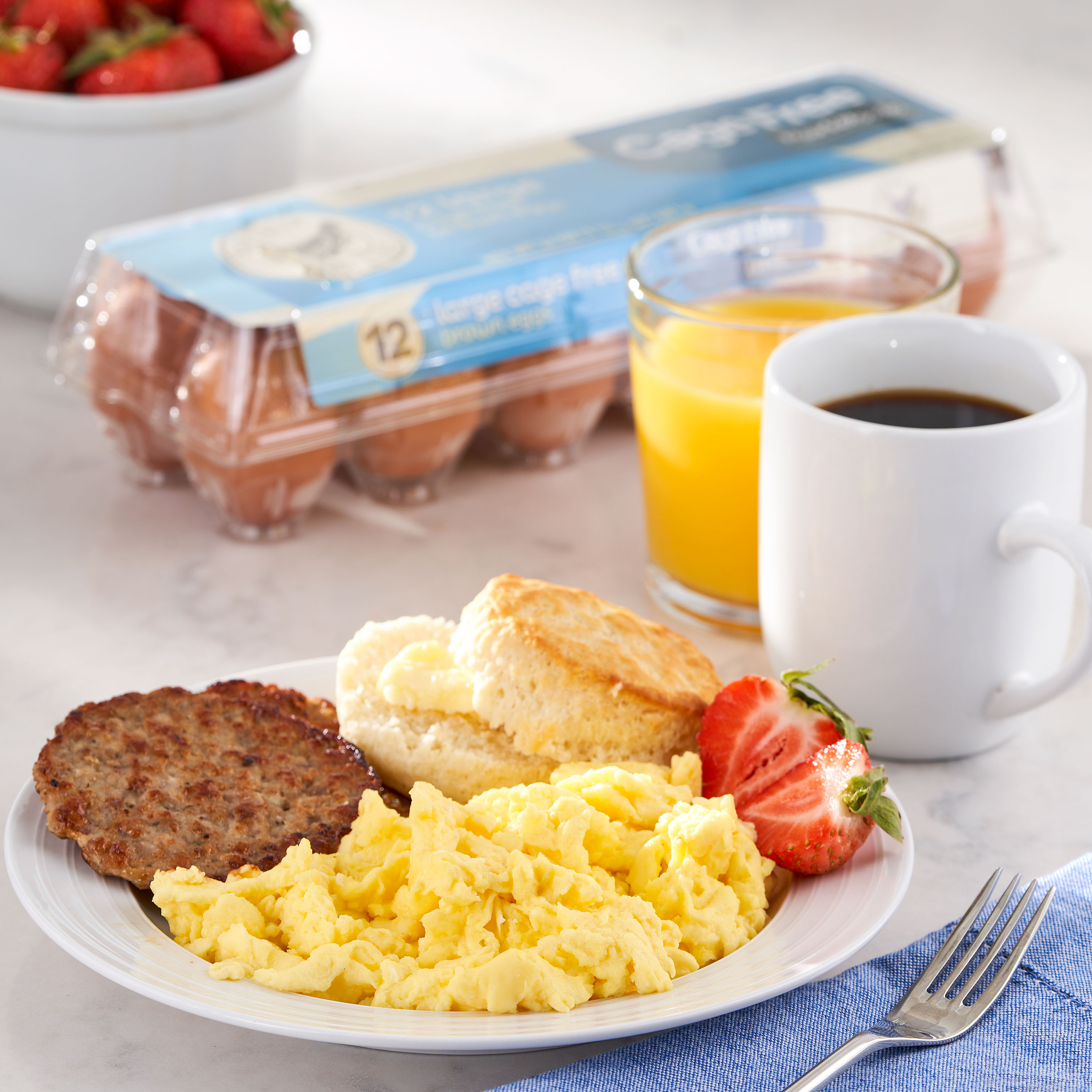 Marketside Large Cage-Free Brown Eggs, 12 Count thumbnail 2