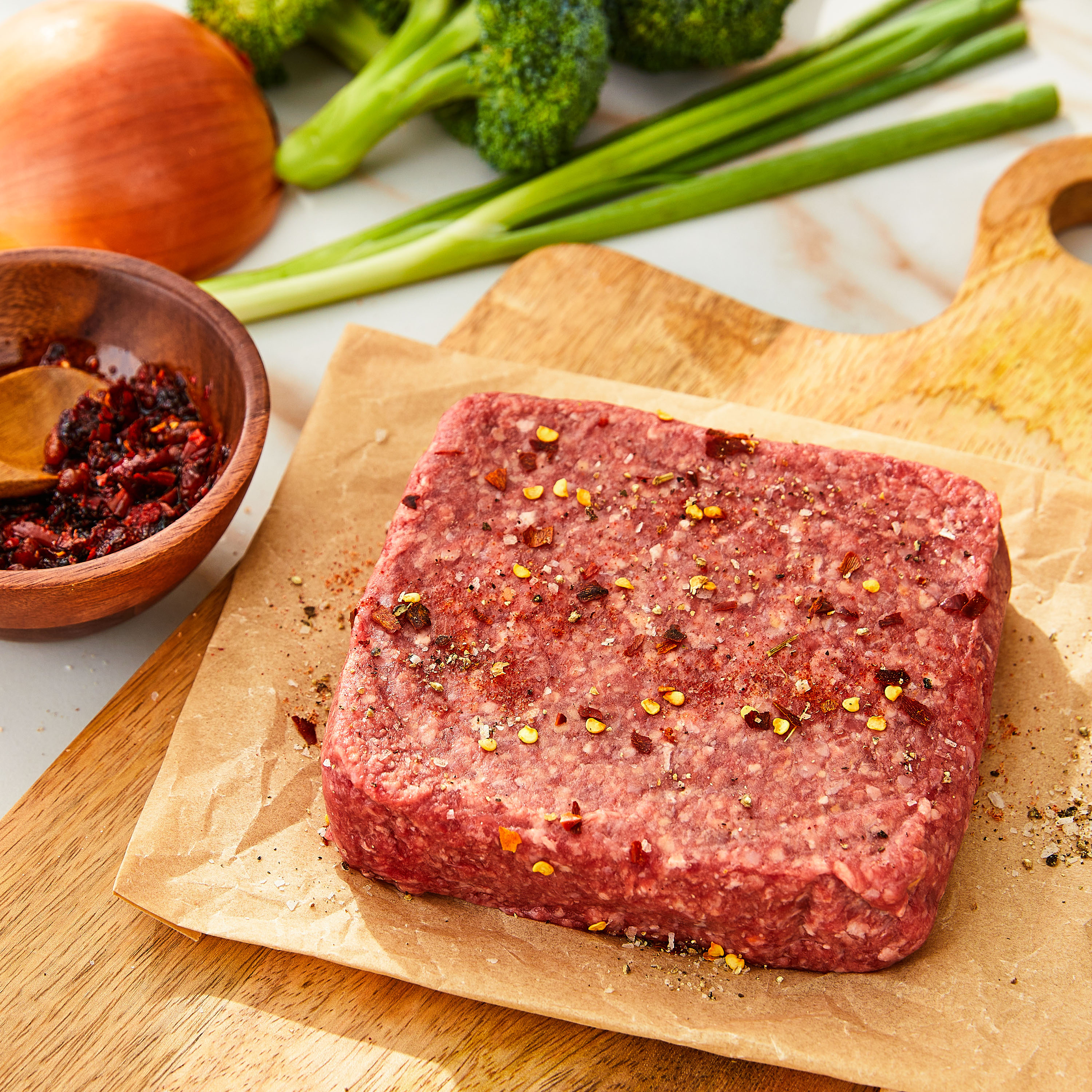 Marketside Grass-Fed Ground Beef, 90% Lean/10% Fat, 1 lb thumbnail 2