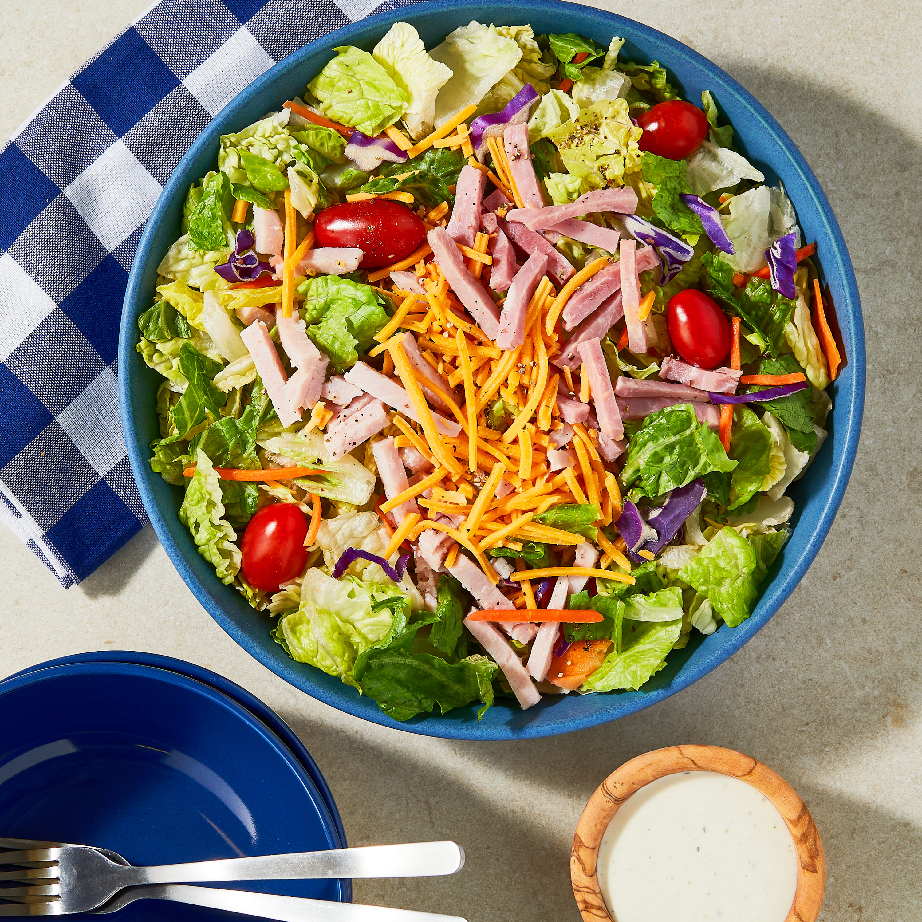 Marketside Chef Fresh Salad, 12 oz Fresh Deli thumbnail 2