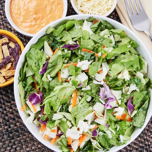 Marketside Southwest Chopped Salad Kit, 10.3 oz Bag, Fresh thumbnail 3