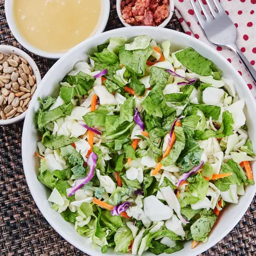 Marketside Sunflower Bacon Crunch Chopped Salad Kit, 10.6 oz Bag, Fresh thumbnail 3