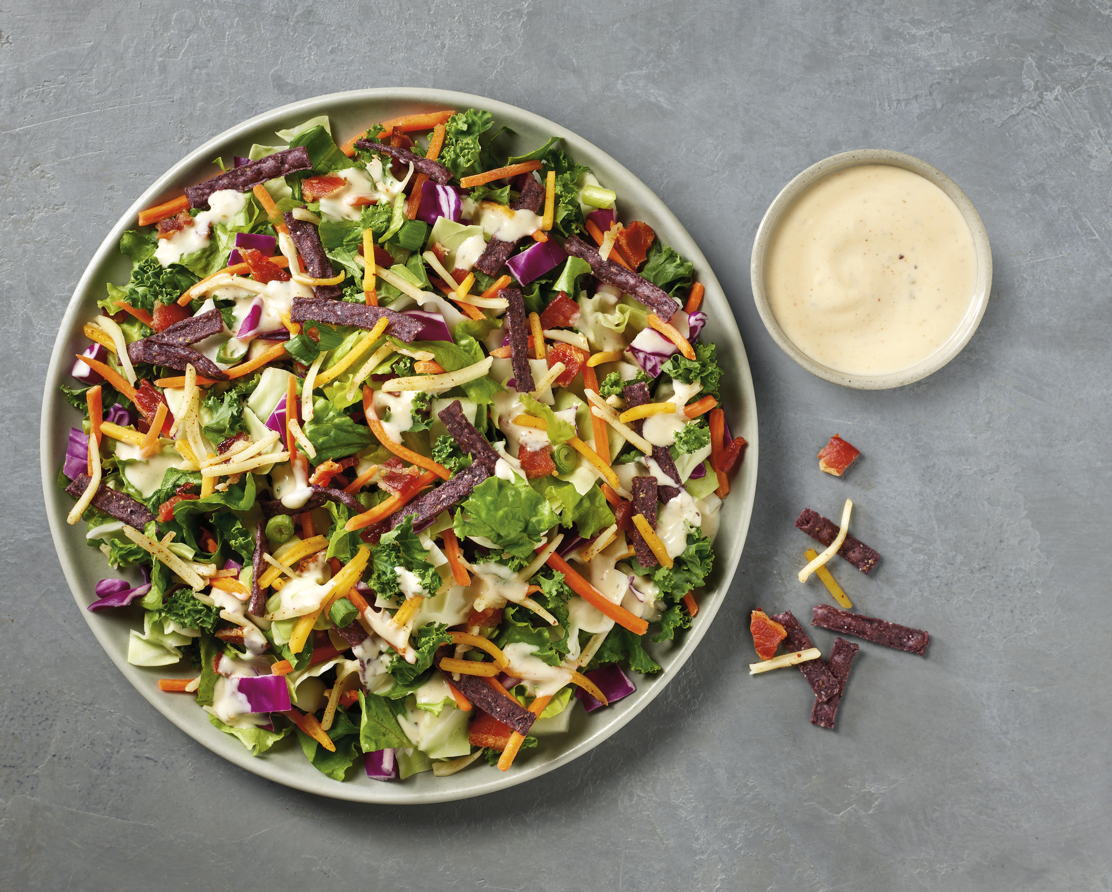 Marketside Bacon Ranch Crunch Chopped Fresh Salad Kit, 9.76 oz Bag, Fresh thumbnail 4