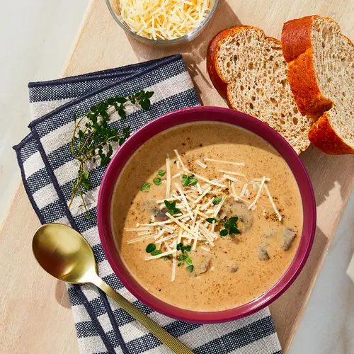 Marketside Creamy Mushroom & Herb Soup, Fresh Deli Soup, 16 oz Cup thumbnail 3